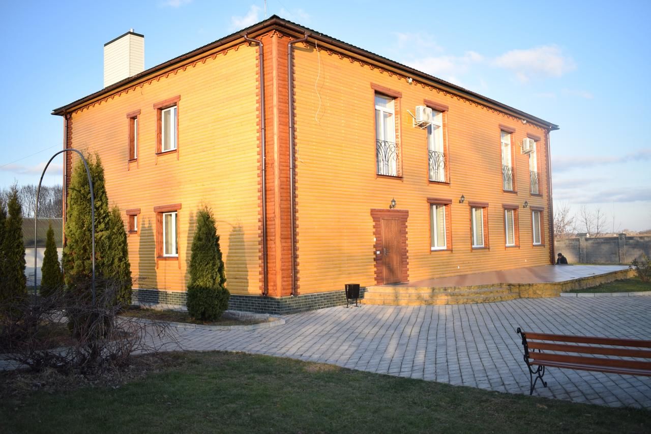 Мини-отель Fermerska Hata Дубно-4
