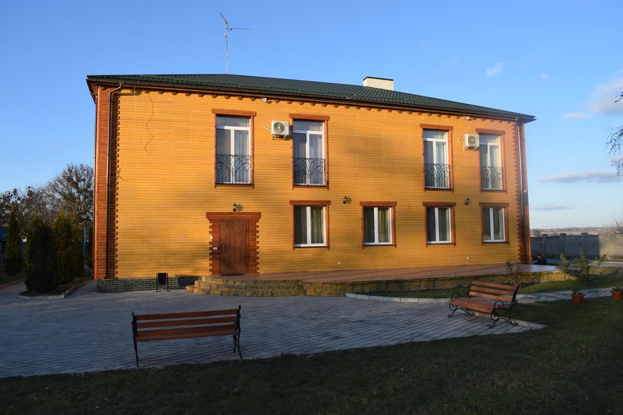 Мини-отель Fermerska Hata Дубно-7